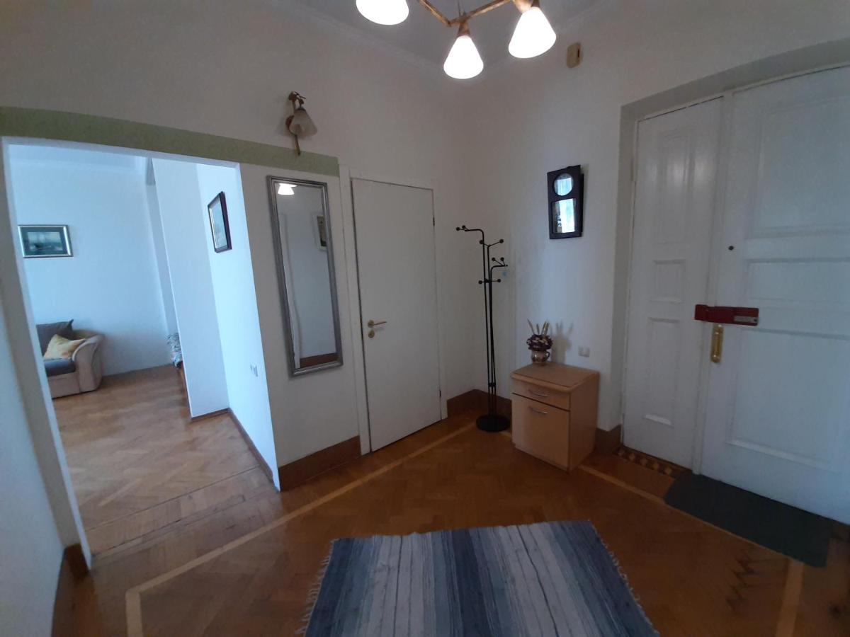 Apartment on Hretska 26/28 Odessa Exteriör bild