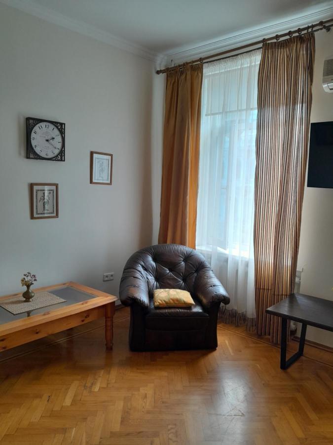 Apartment on Hretska 26/28 Odessa Exteriör bild