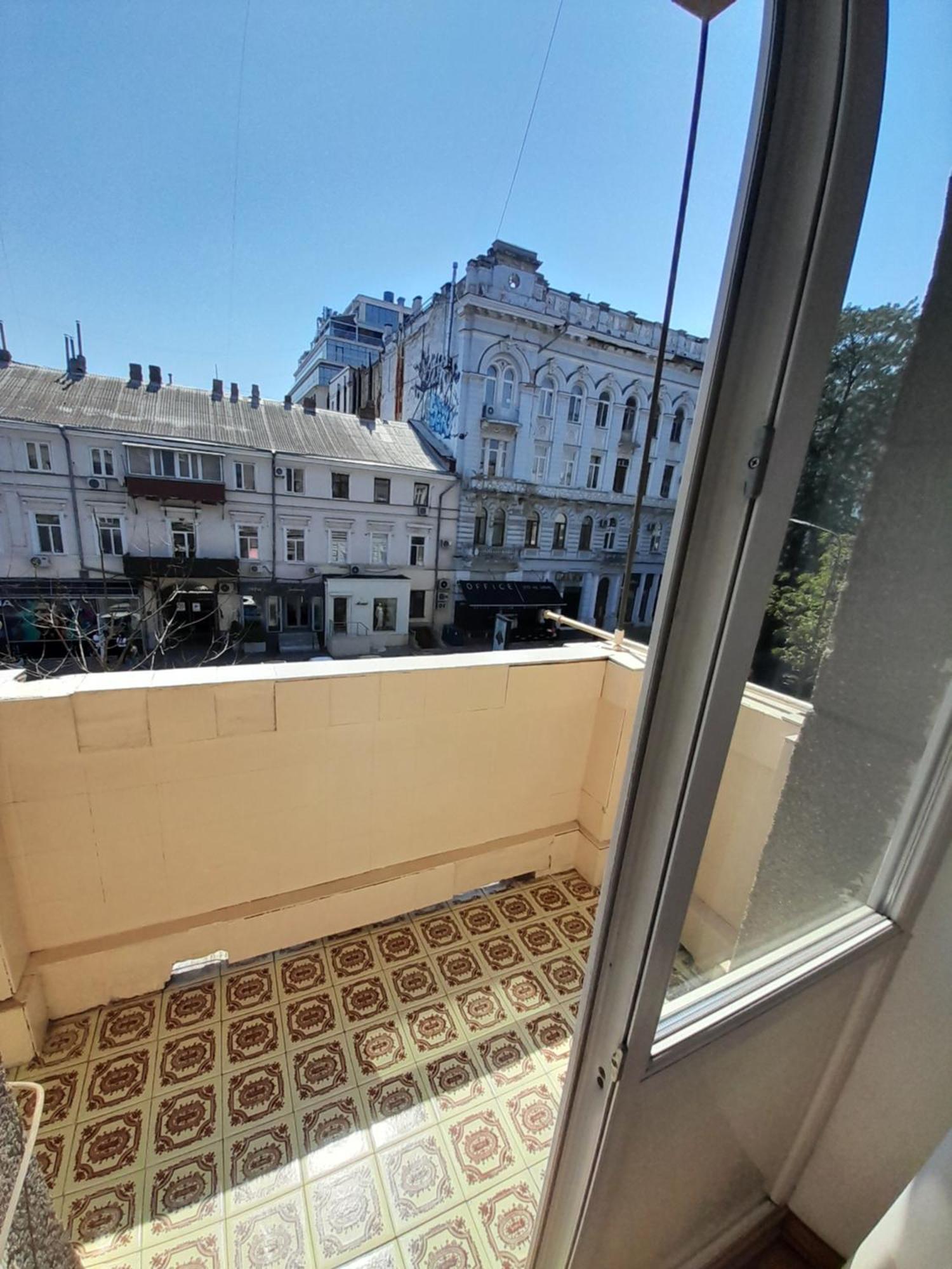 Apartment on Hretska 26/28 Odessa Exteriör bild